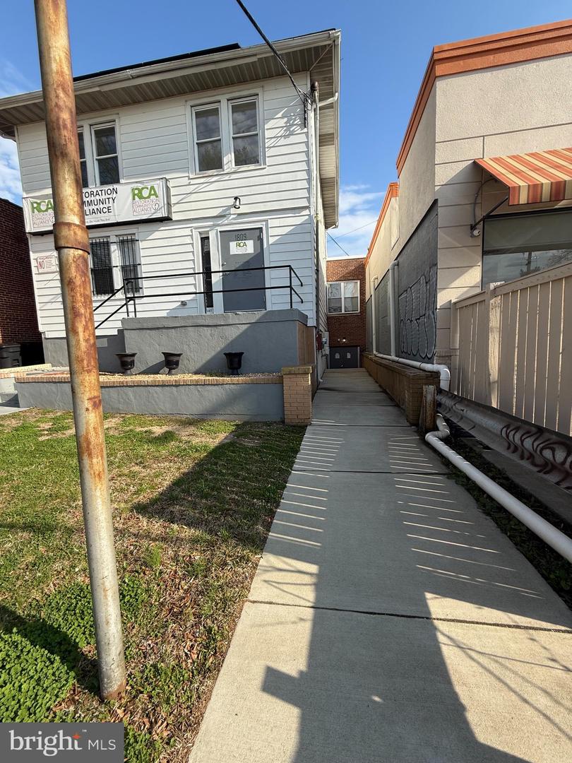 1809 Rhode Island Ave Ne Property Photo 2