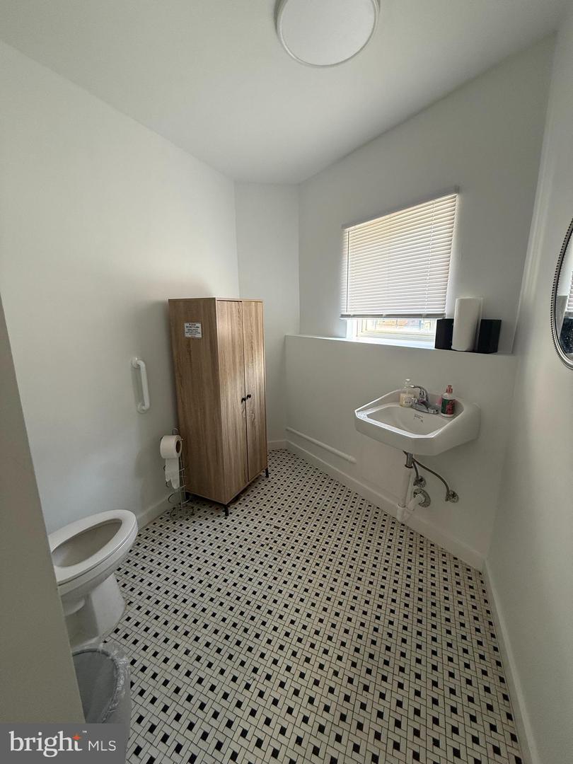 1809 Rhode Island Ave Ne Property Photo 16
