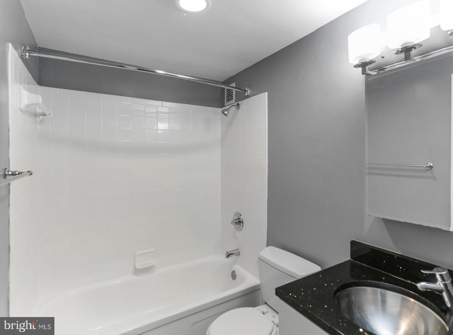 1101 3rd St Sw #403 Property Photo 11