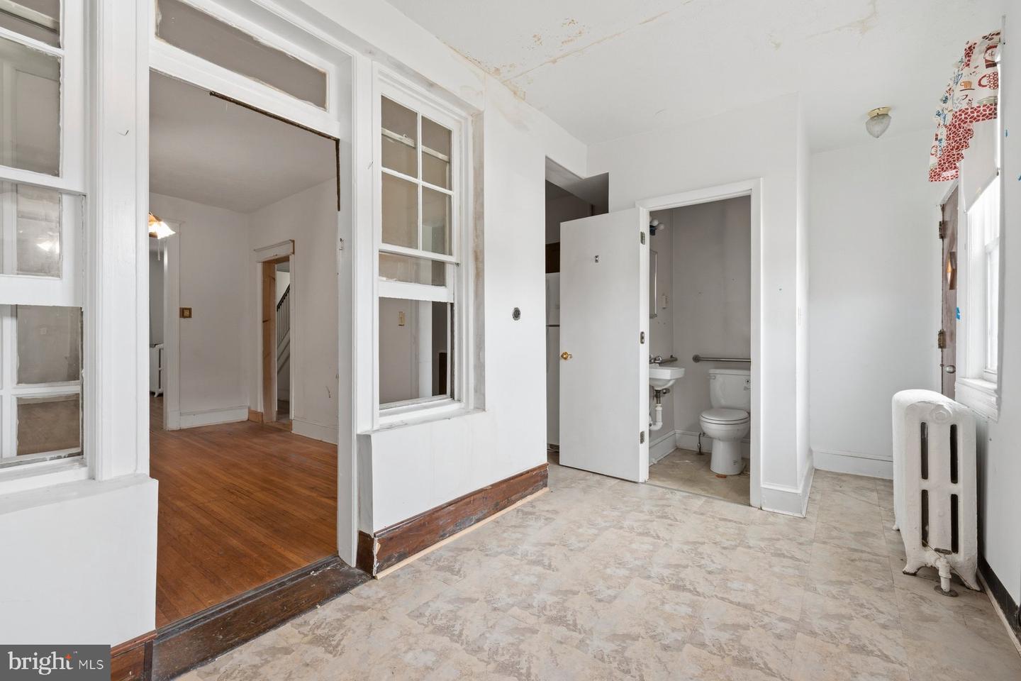 5226 7th St Nw Property Photo 17