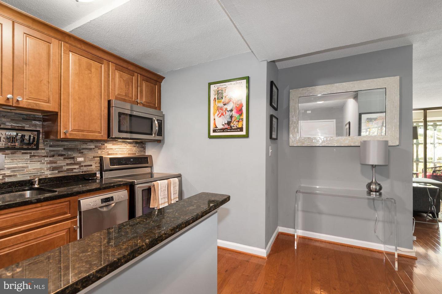 1311 Delaware Ave Sw #s346 Property Photo 6