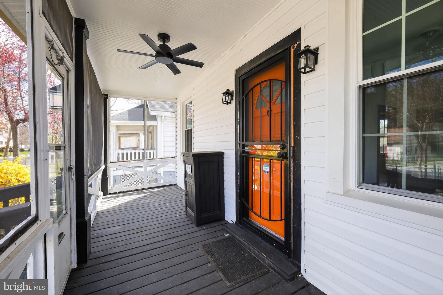123 Xenia St Se Property Photo 2
