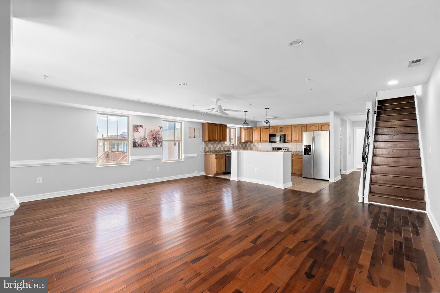 DCDC2253754 Property Photo 10