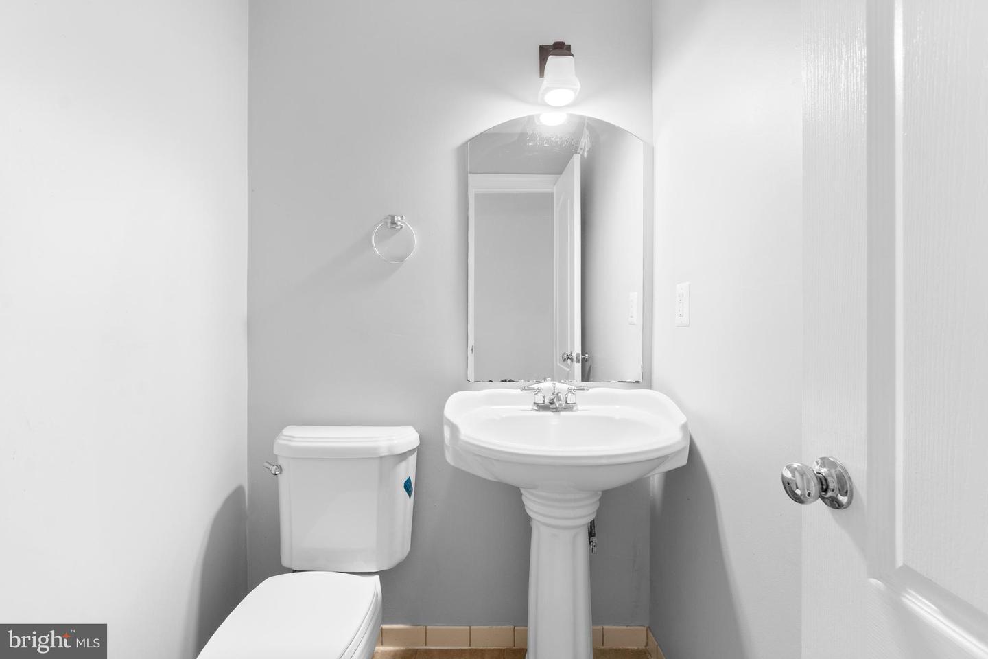 DCDC2253754 Property Photo 13