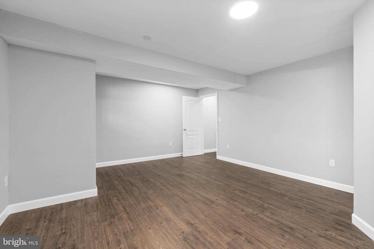 DCDC2253754 Property Photo 49