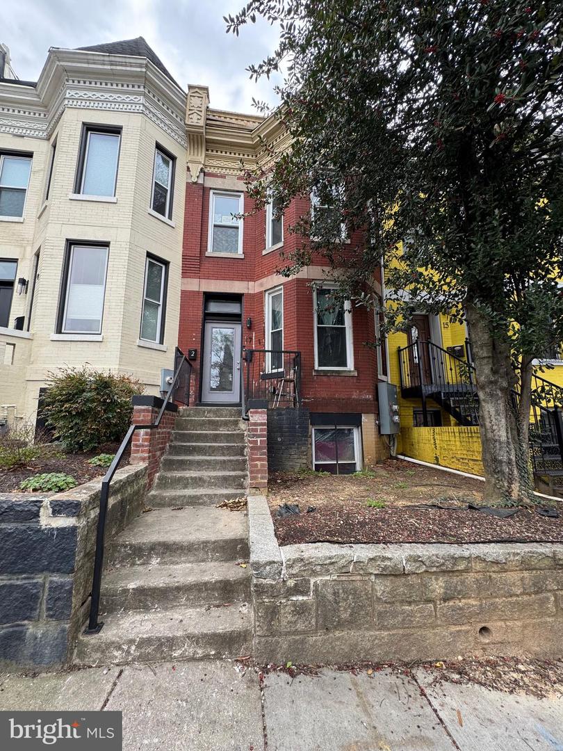 17 Rhode Island Ave Ne Property Photo 1