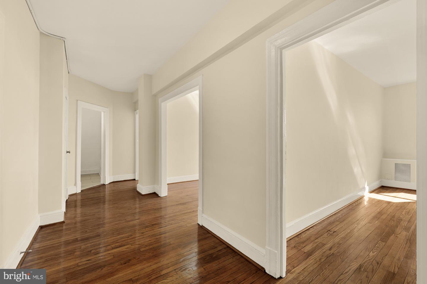 1457 Park Rd Nw #402 Property Photo 2