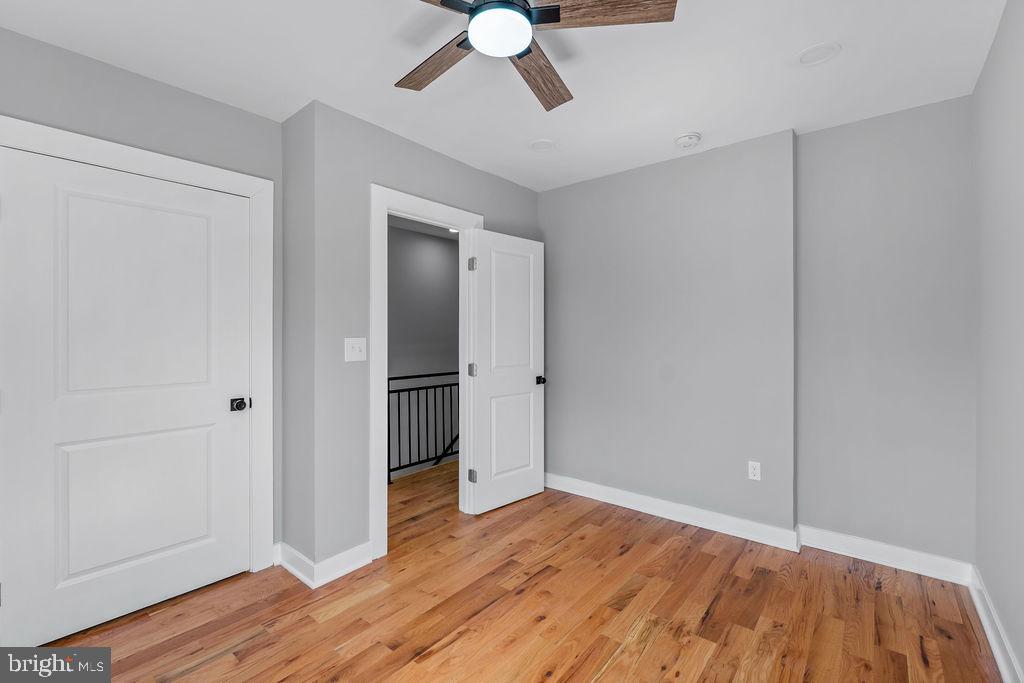 2316 Monroe St Ne Property Photo 25
