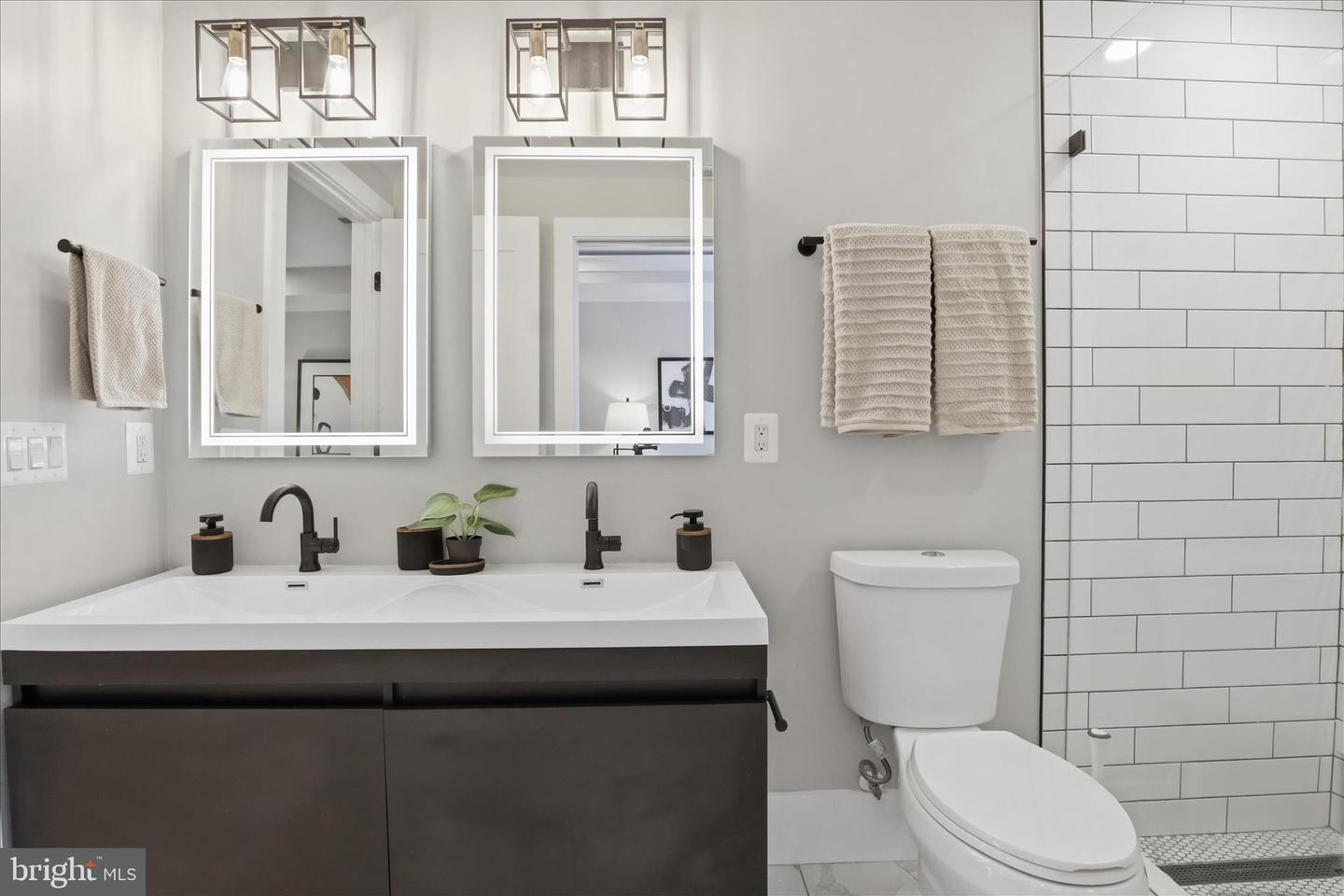 4014 Georgia Ave Nw #301 Property Photo 15
