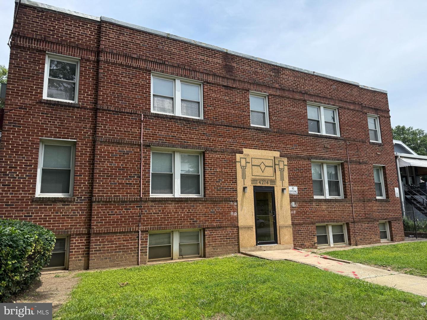4274 Benning Rd Ne Property Photo 1