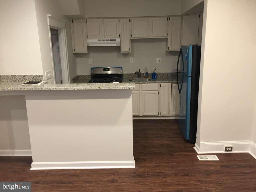 1335 T ST SE Property Photo 1