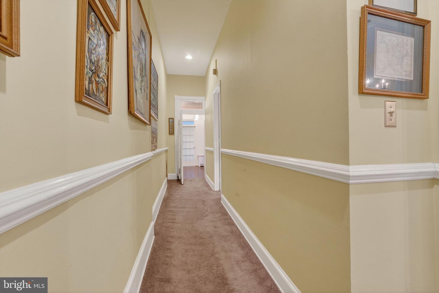 15 3rd St Ne #2 Property Photo 13