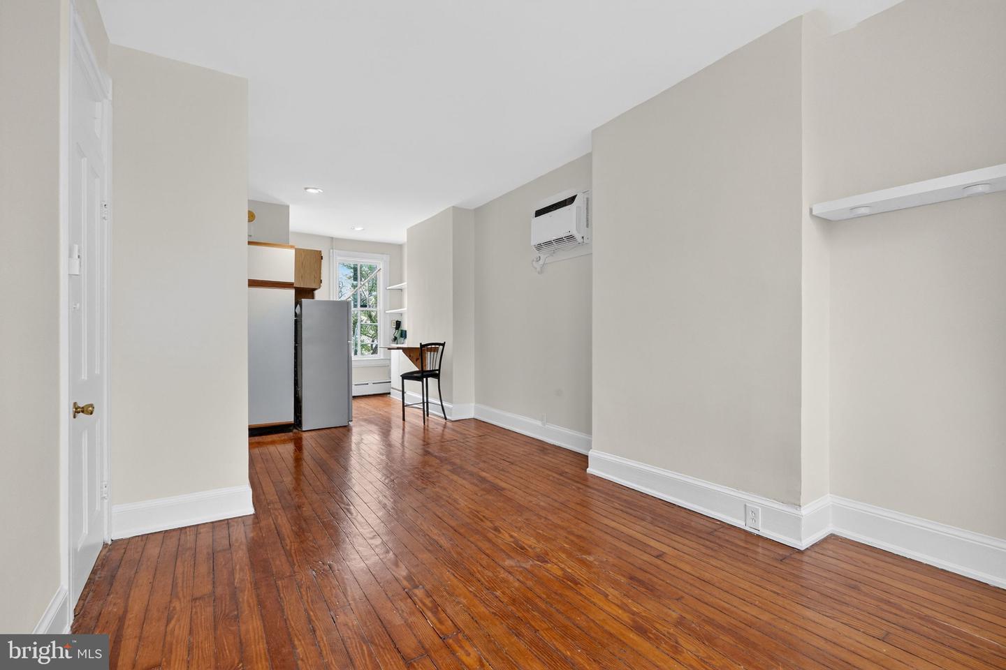 15 3rd St Ne #5 Property Photo 12