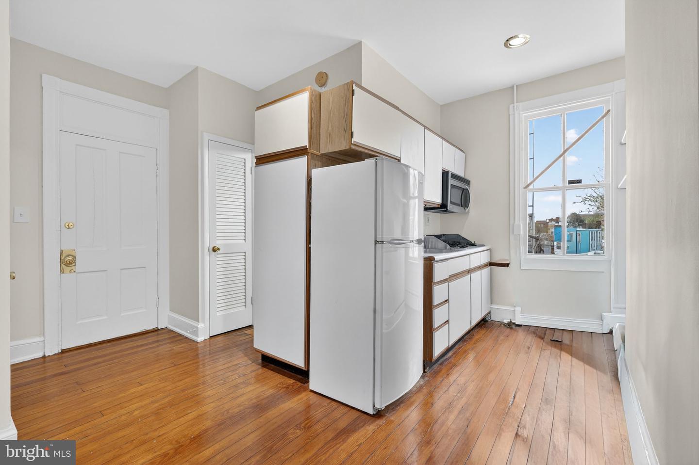 15 3rd St Ne #5 Property Photo 13