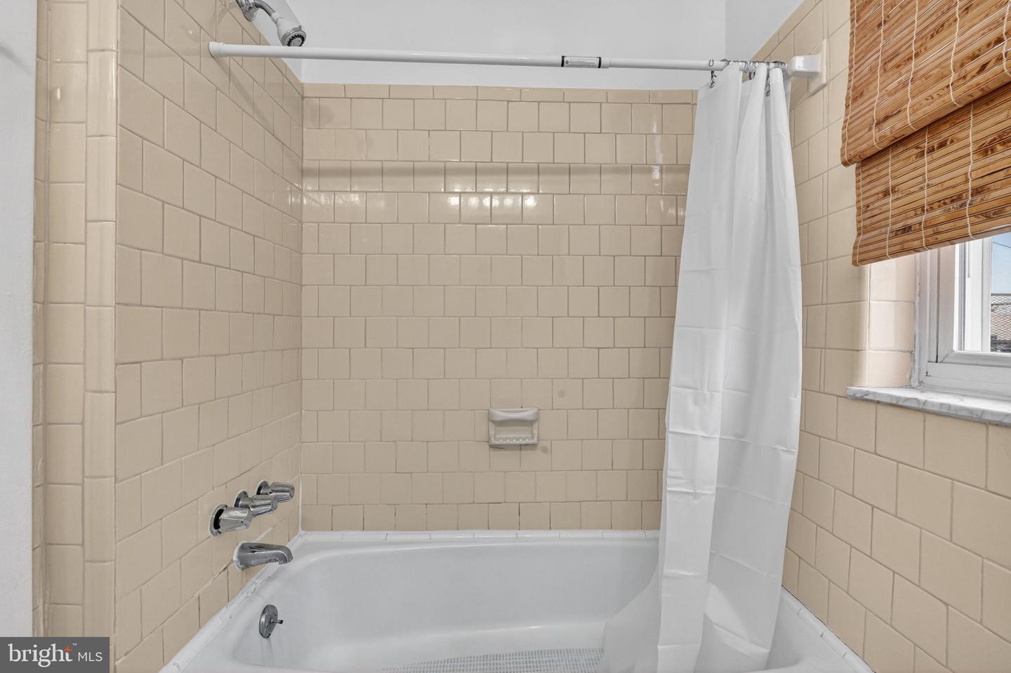 15 3rd St Ne #5 Property Photo 23