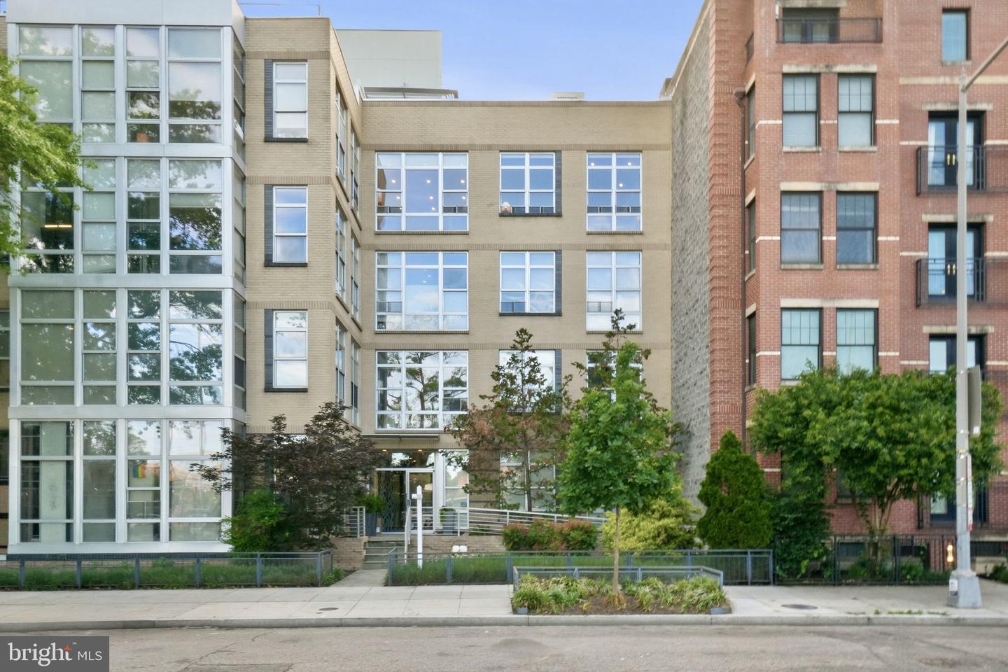 1616 11th St Nw #ph3 Property Photo 2
