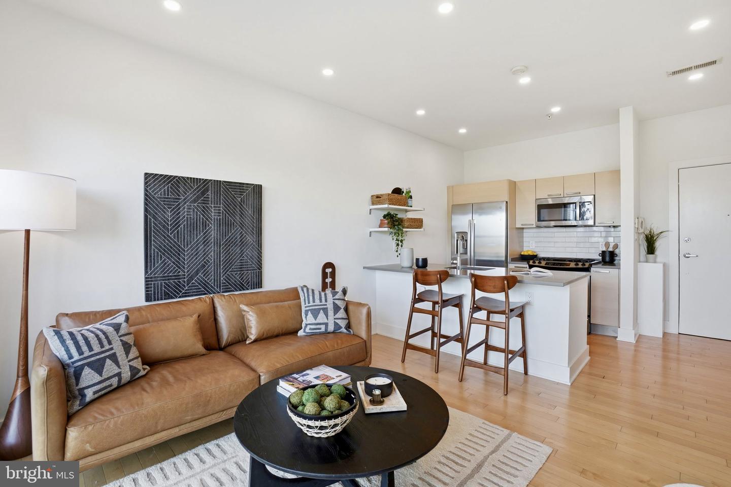 1616 11th St Nw #ph3 Property Photo 7