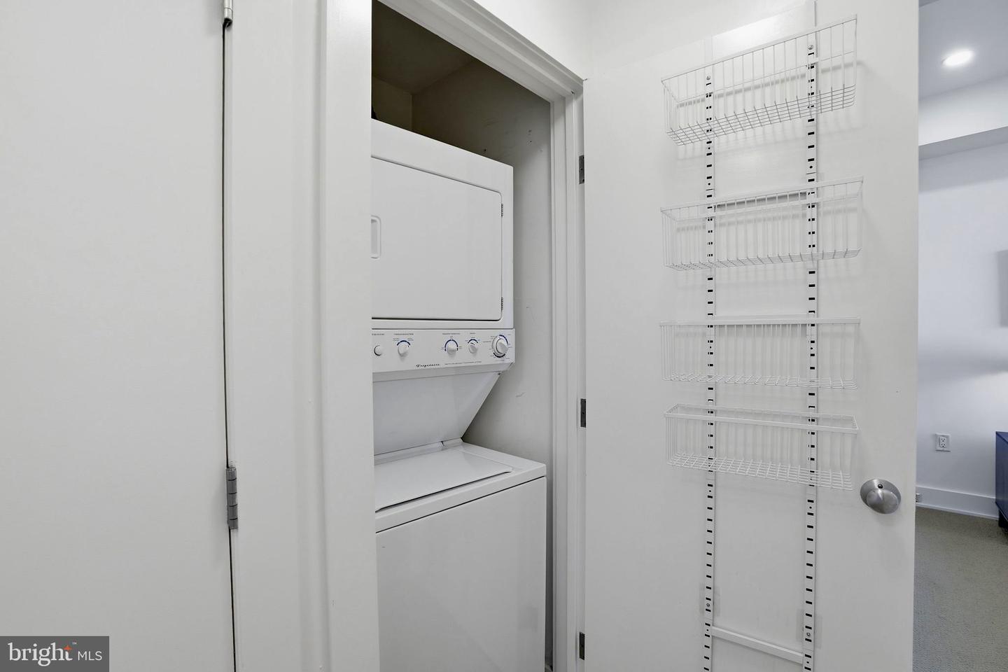 1616 11th St Nw #ph3 Property Photo 15