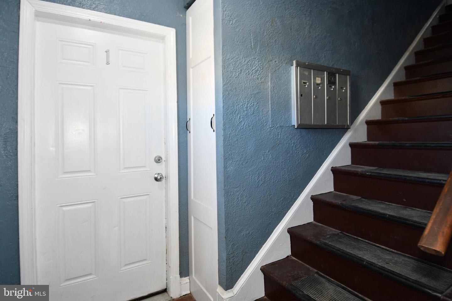 1431 Holbrook St Ne Property Photo 2
