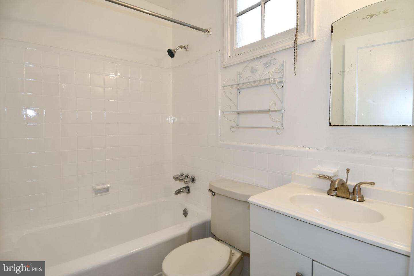 1431 Holbrook St Ne Property Photo 23