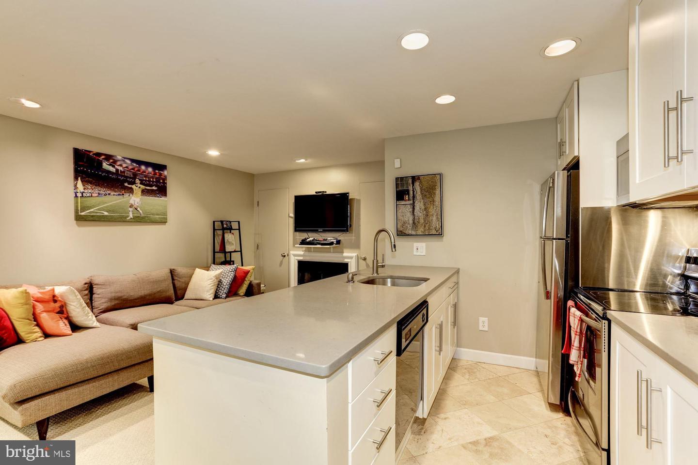 1630 19th Nw ##b2 Property Photo 4