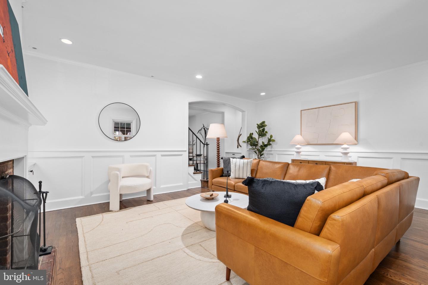 1609 44th St Nw Property Photo 5