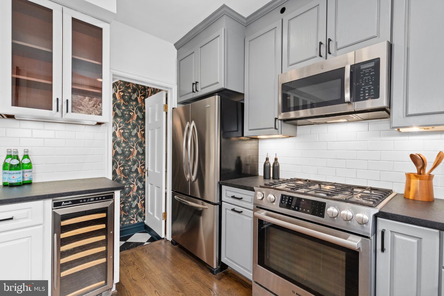 1609 44th St Nw Property Photo 13