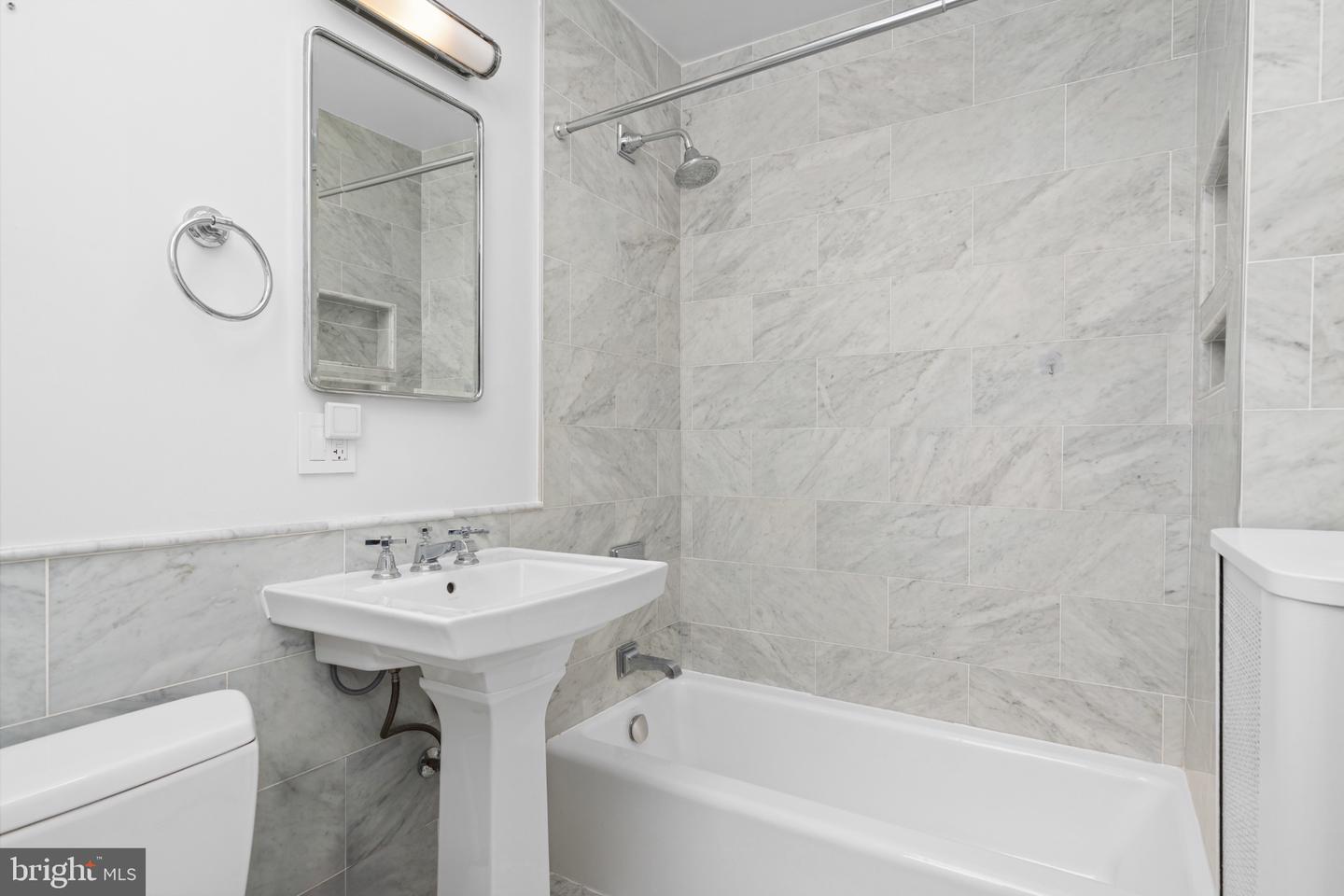 1609 44th St Nw Property Photo 28