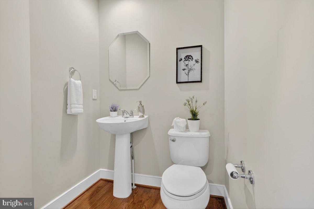 2909 Chancellor's Way Ne Property Photo 11