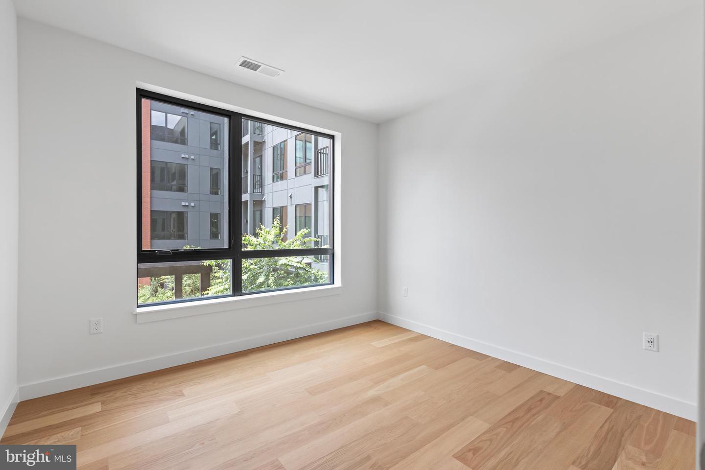 7175 12th St Nw #418 Property Photo 3
