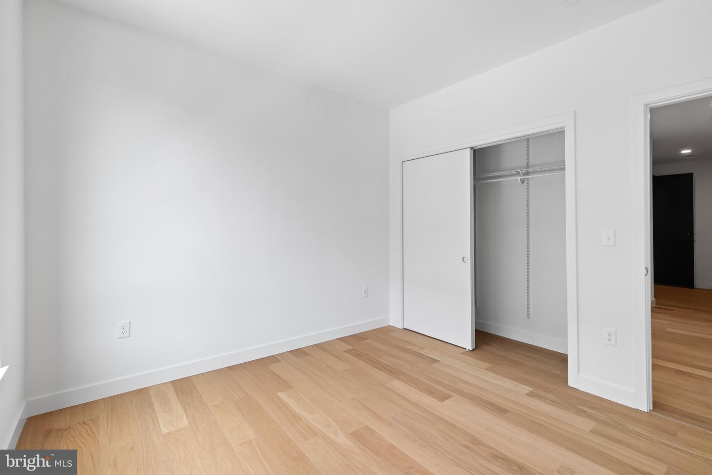 7175 12th St Nw #418 Property Photo 4