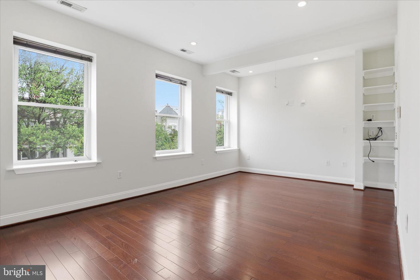 641 L St Ne Property Photo 20