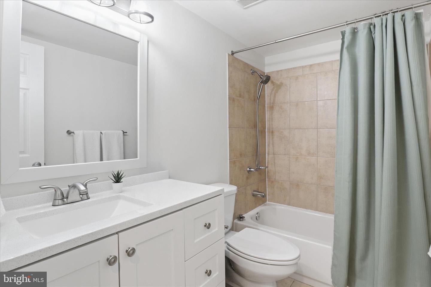 641 L St Ne Property Photo 39
