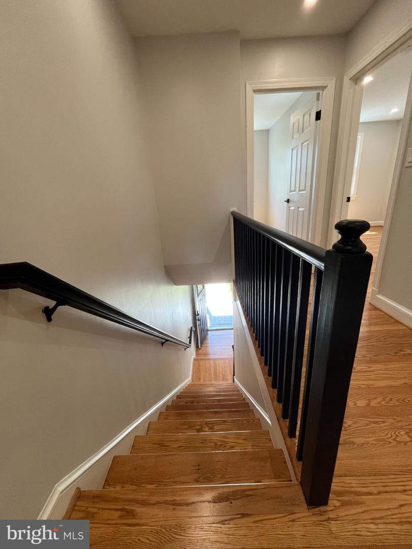 327 Whittier St Nw #a Property Photo 35
