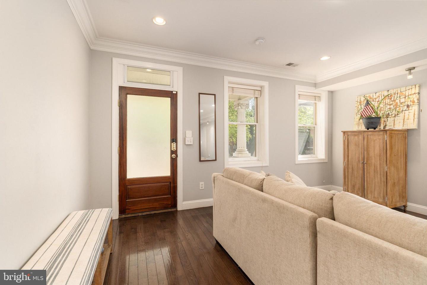 321 T St Nw Property Photo 9