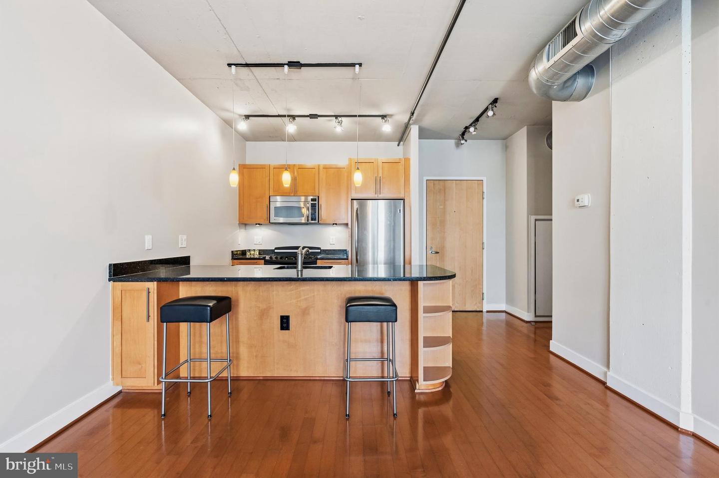 2125 14th St Nw #404 Property Photo 2