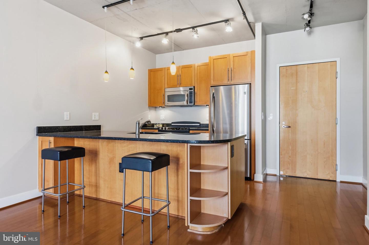 2125 14th St Nw #404 Property Photo 4