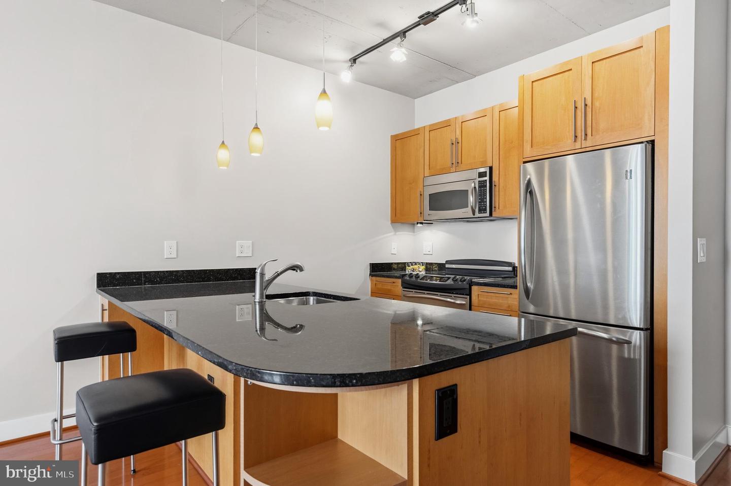 2125 14th St Nw #404 Property Photo 9
