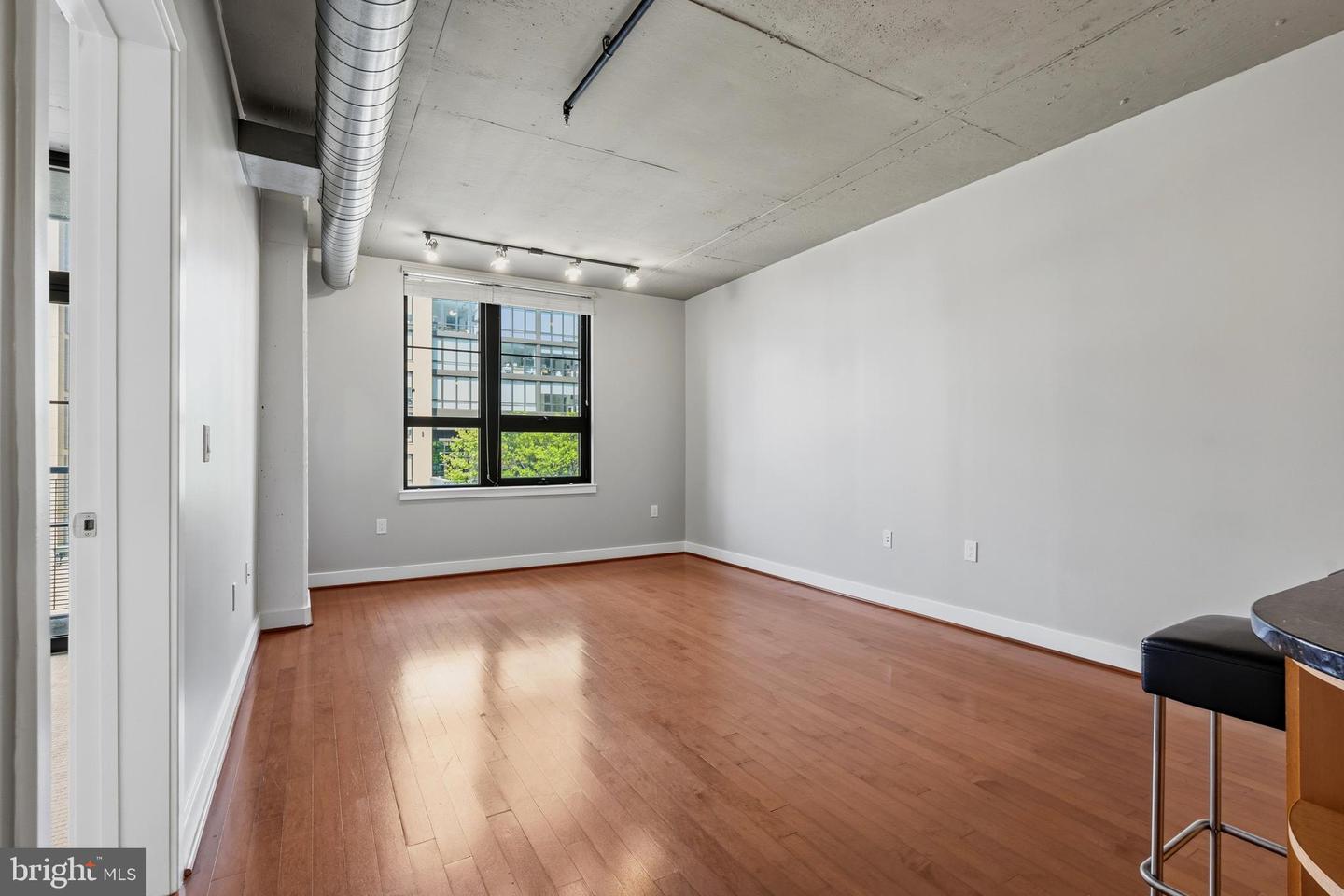 2125 14th St Nw #404 Property Photo 11