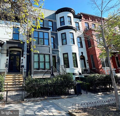 1311 R St Nw #2 Property Photo 1