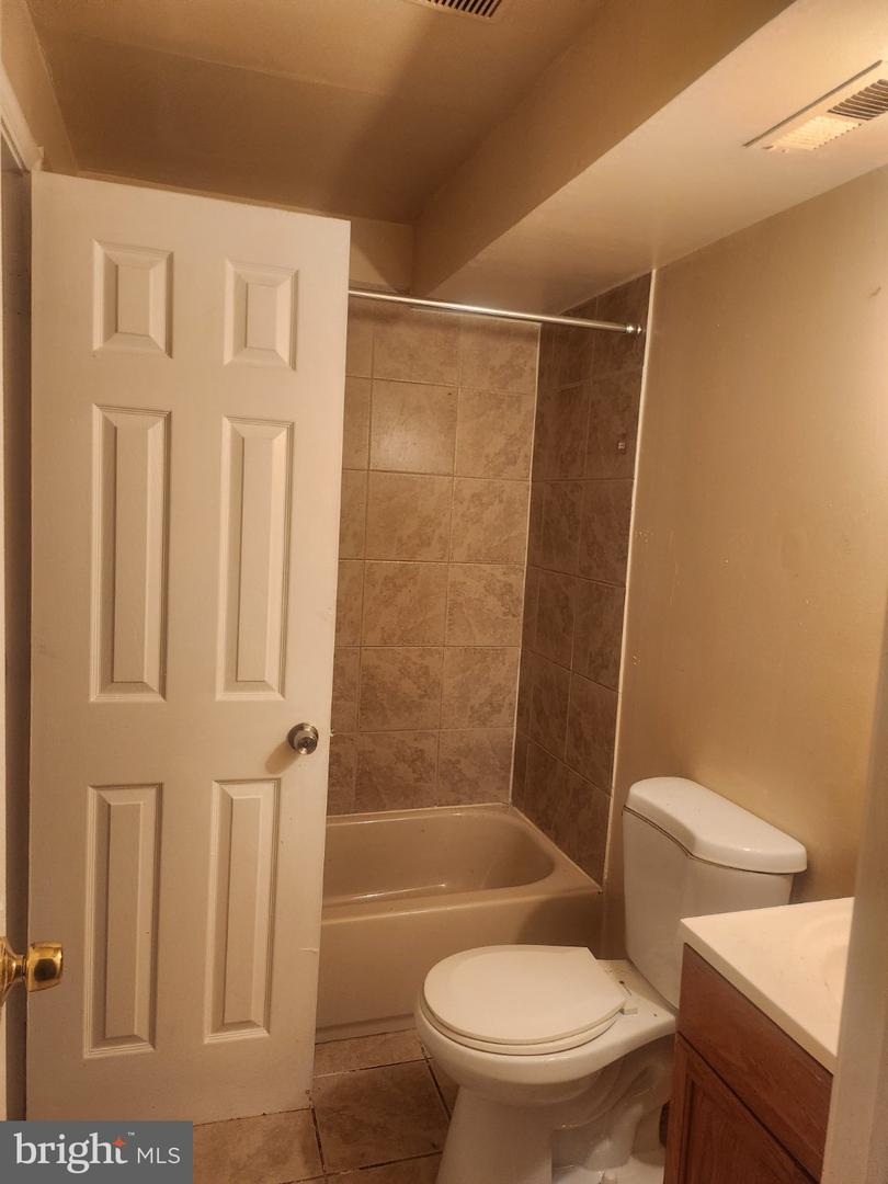 3837 1st St Se Property Photo 10