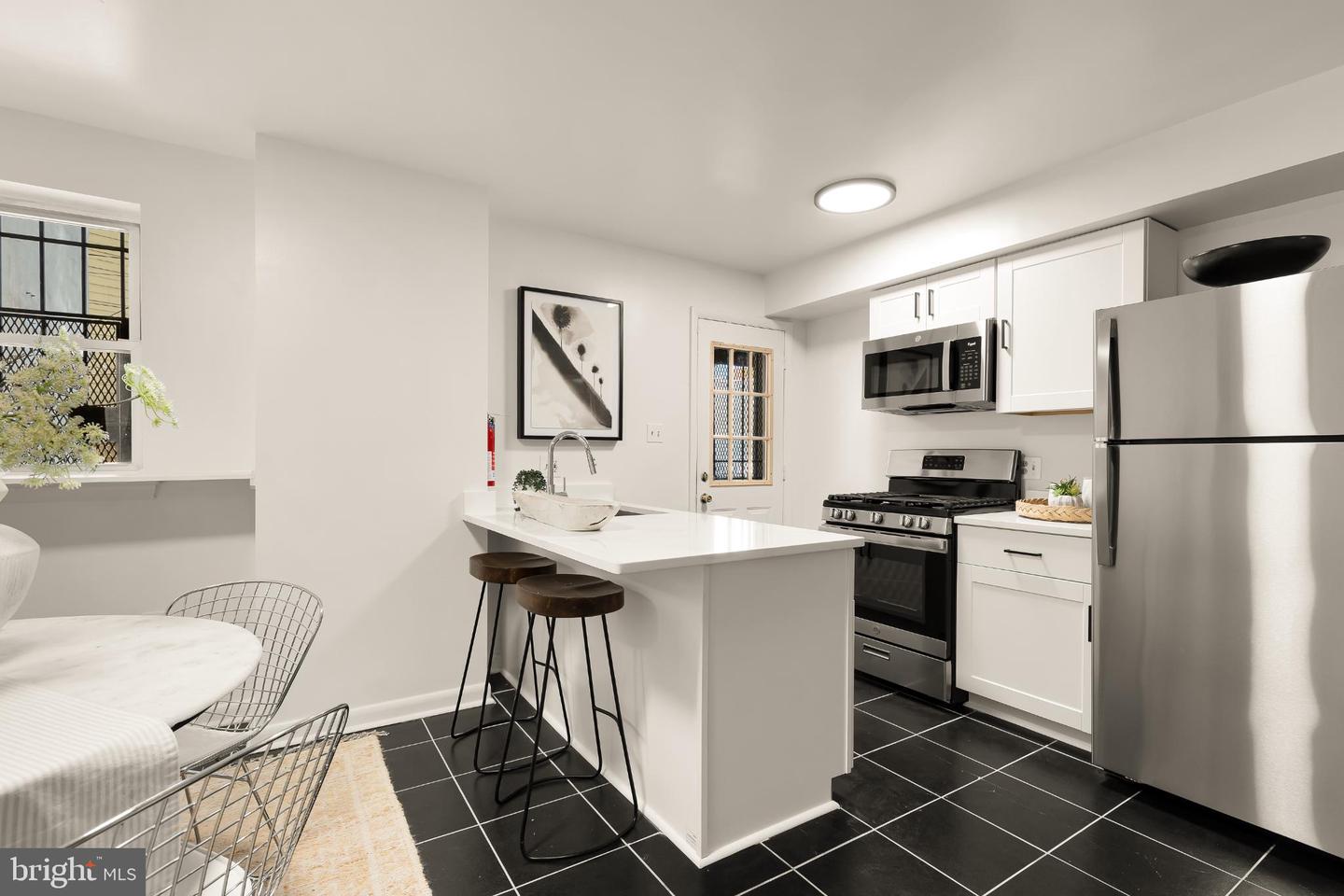 31 Florida Ave Ne Property Photo 14