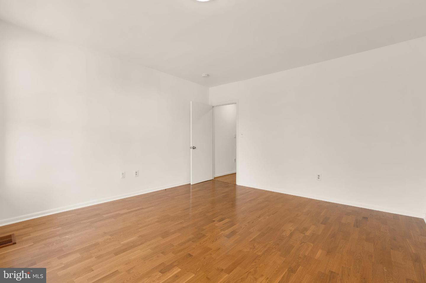 31 Florida Ave Ne Property Photo 36