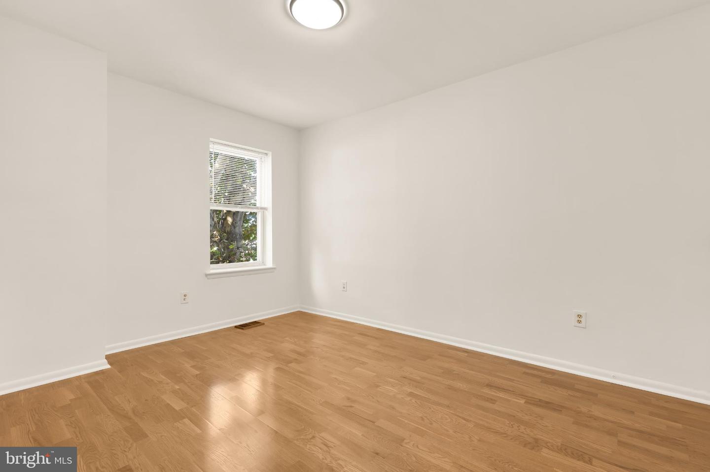 31 Florida Ave Ne Property Photo 39