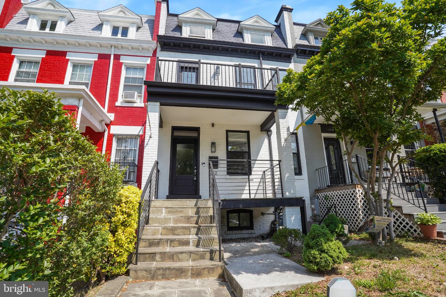 112 V St Ne Property Photo 1