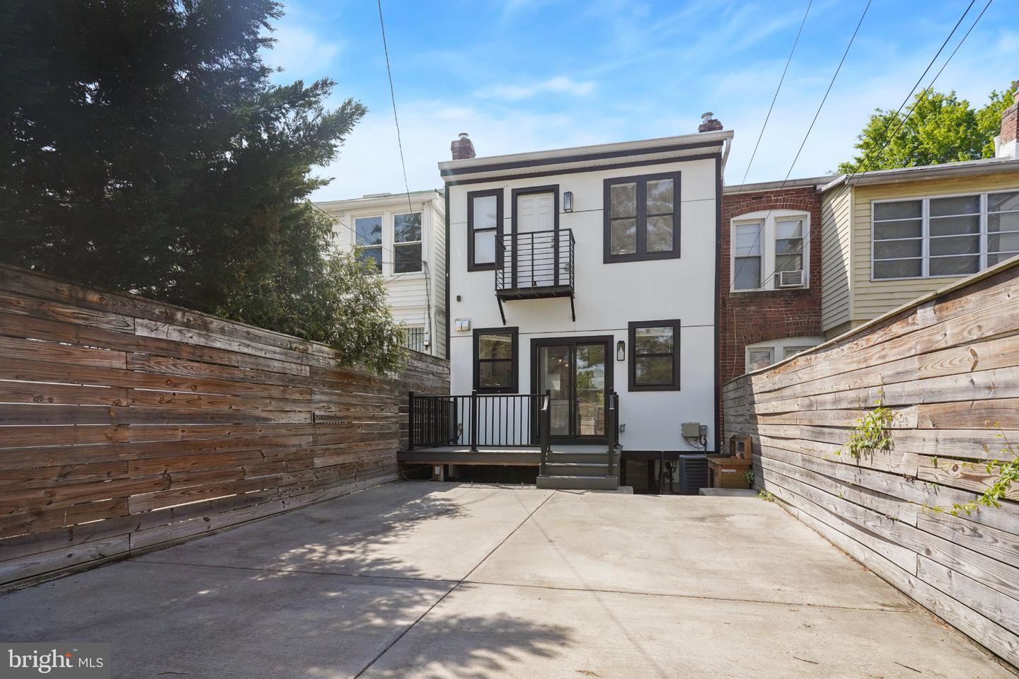 112 V St Ne Property Photo 25