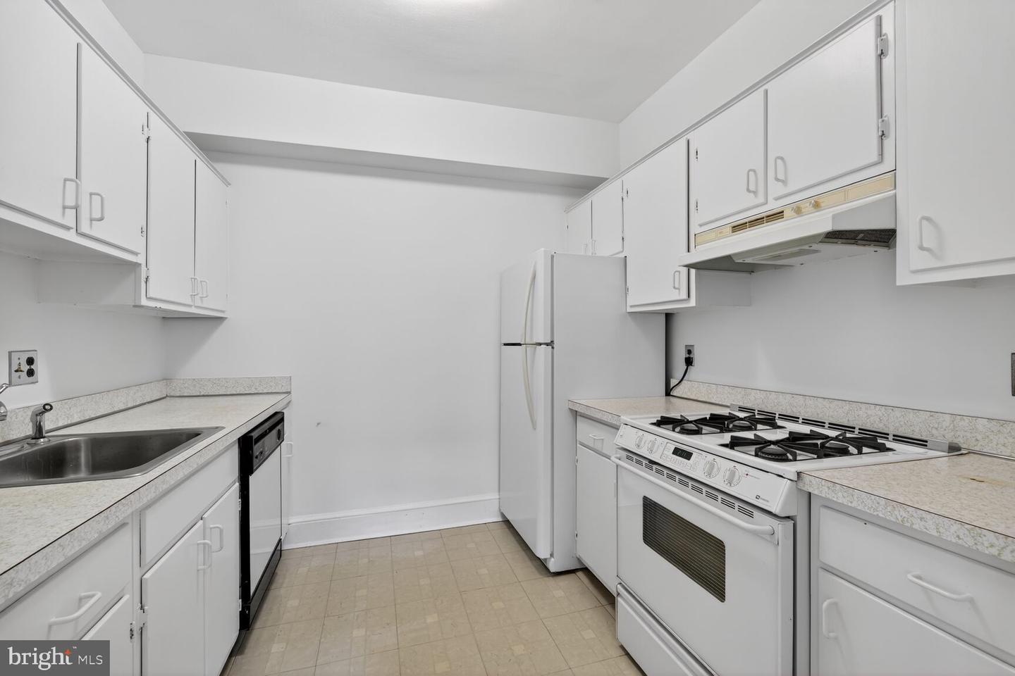 4000 Cathedral Ave Nw #534b Property Photo 13