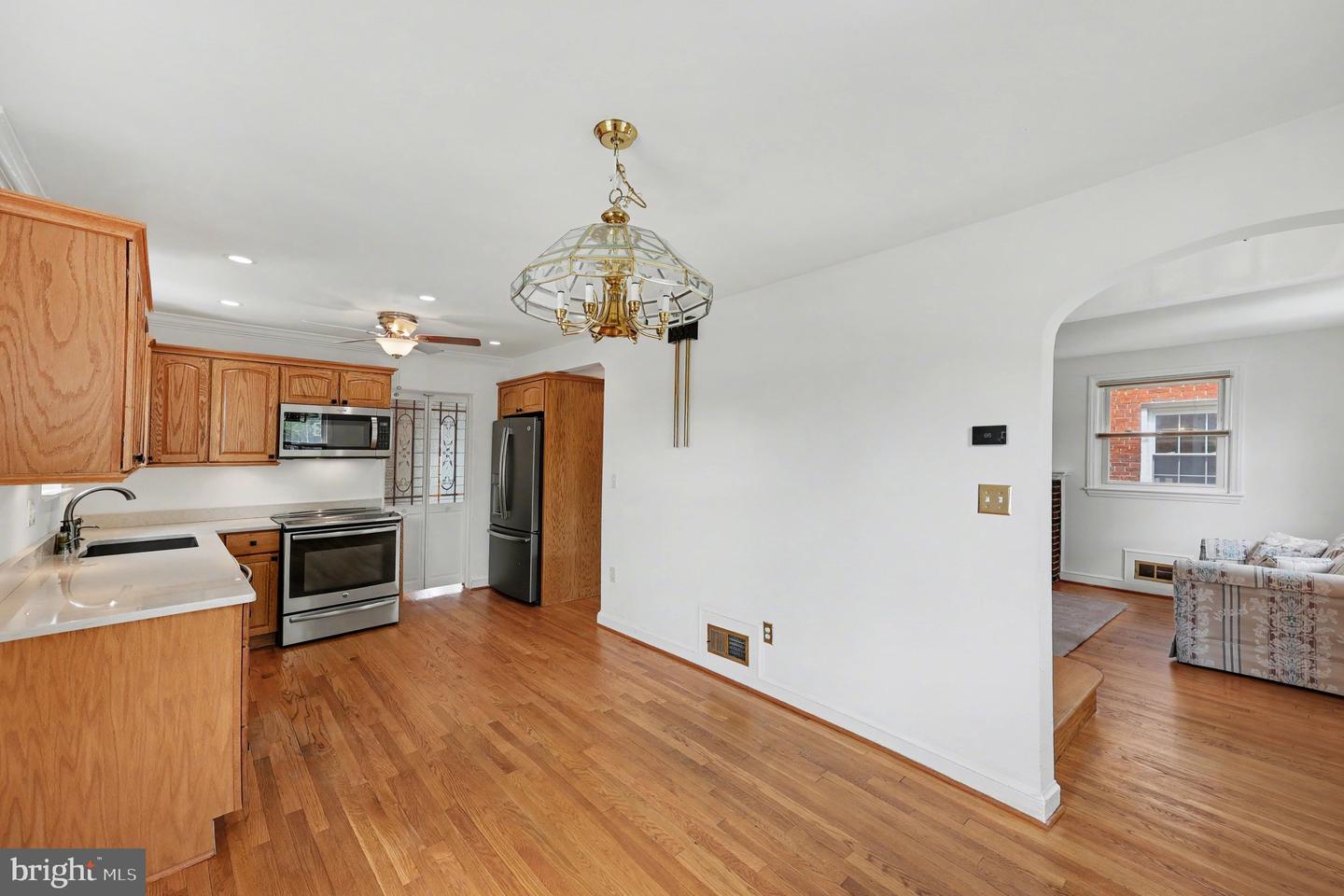4504 20th St Ne Property Photo 11