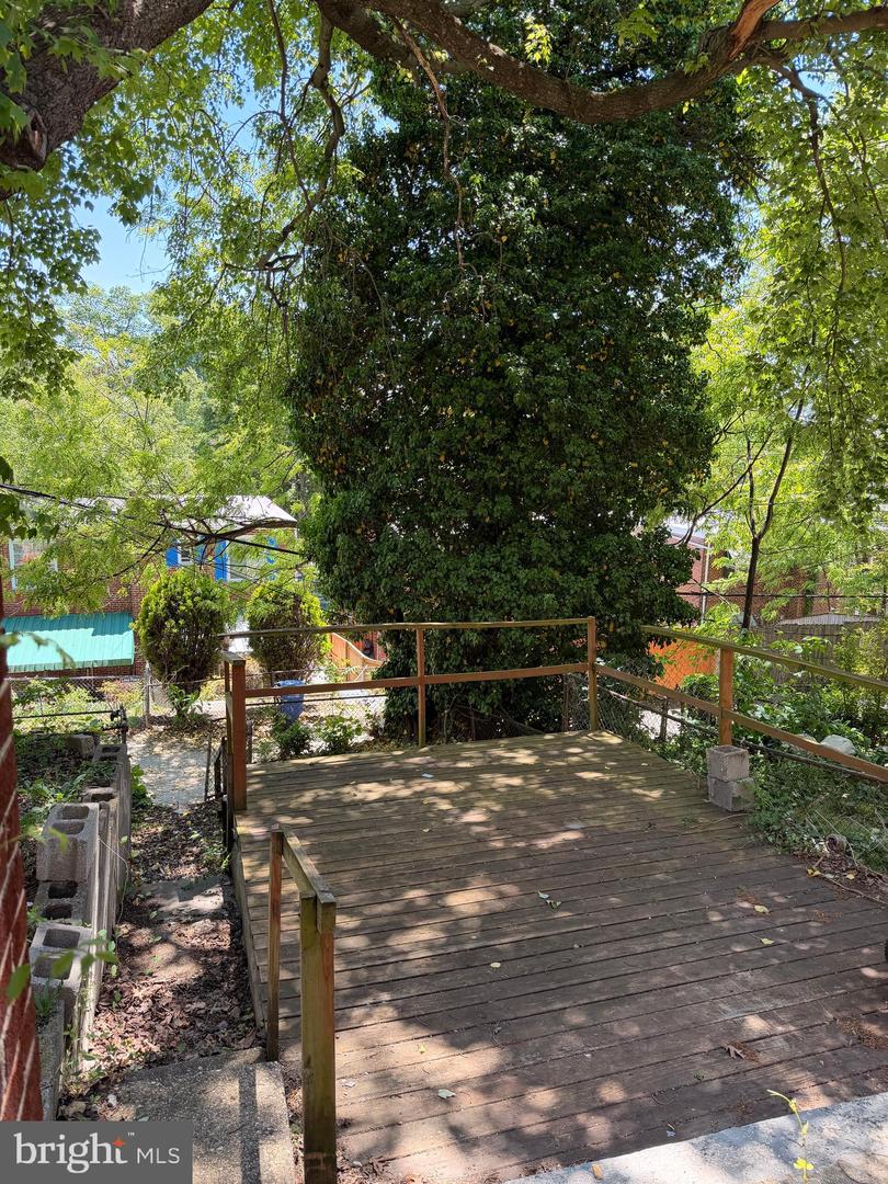 1510 Fort Davis Pl Se Property Photo 8