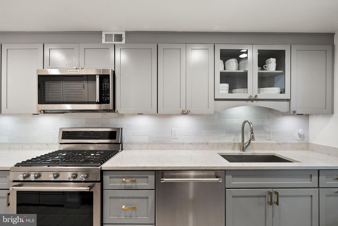 700 New Hampshire Ave Nw #105 Property Photo 12